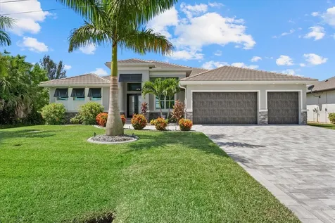 15672 Lakeland Circle Port Charlotte FL 33981
