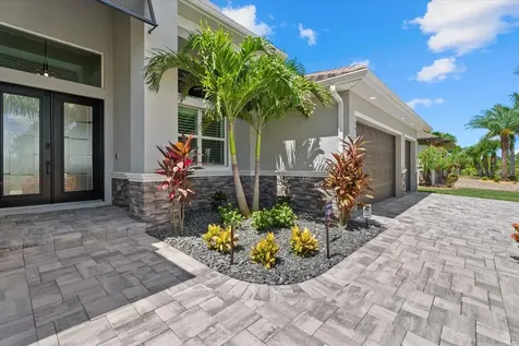 15672 Lakeland Circle Port Charlotte FL 33981