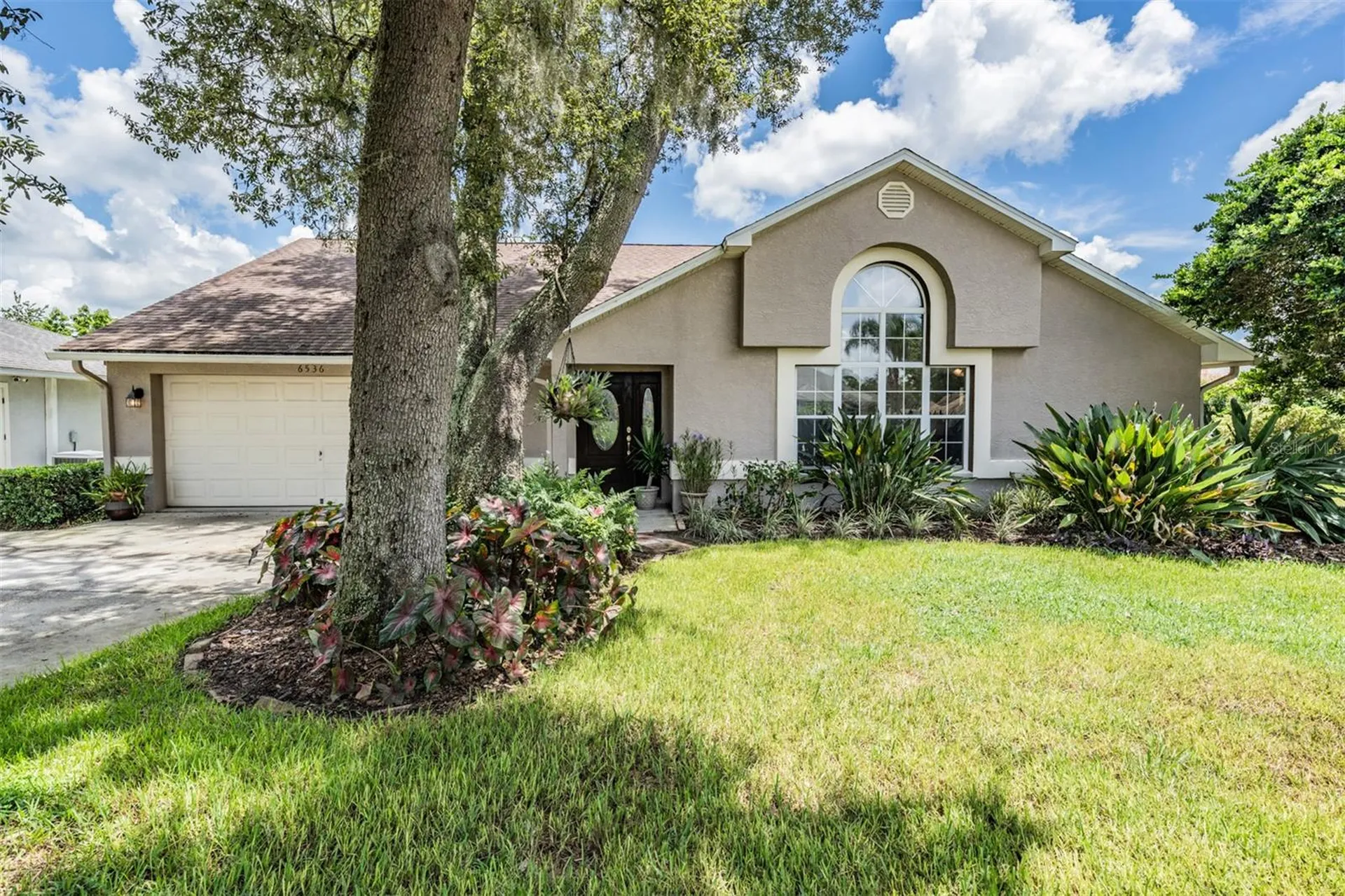 6536 Northlake Drive Zephyrhills FL 33542