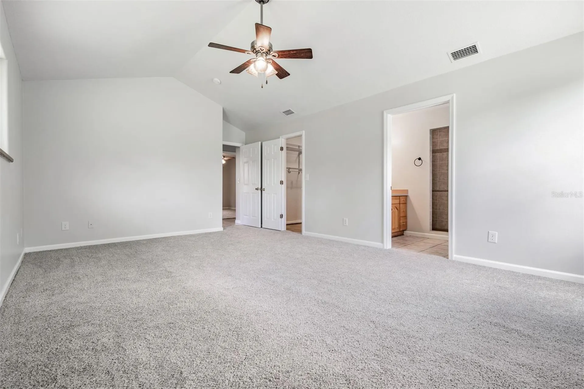6536 Northlake Drive Zephyrhills FL 33542