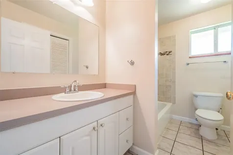 6536 Northlake Drive Zephyrhills FL 33542