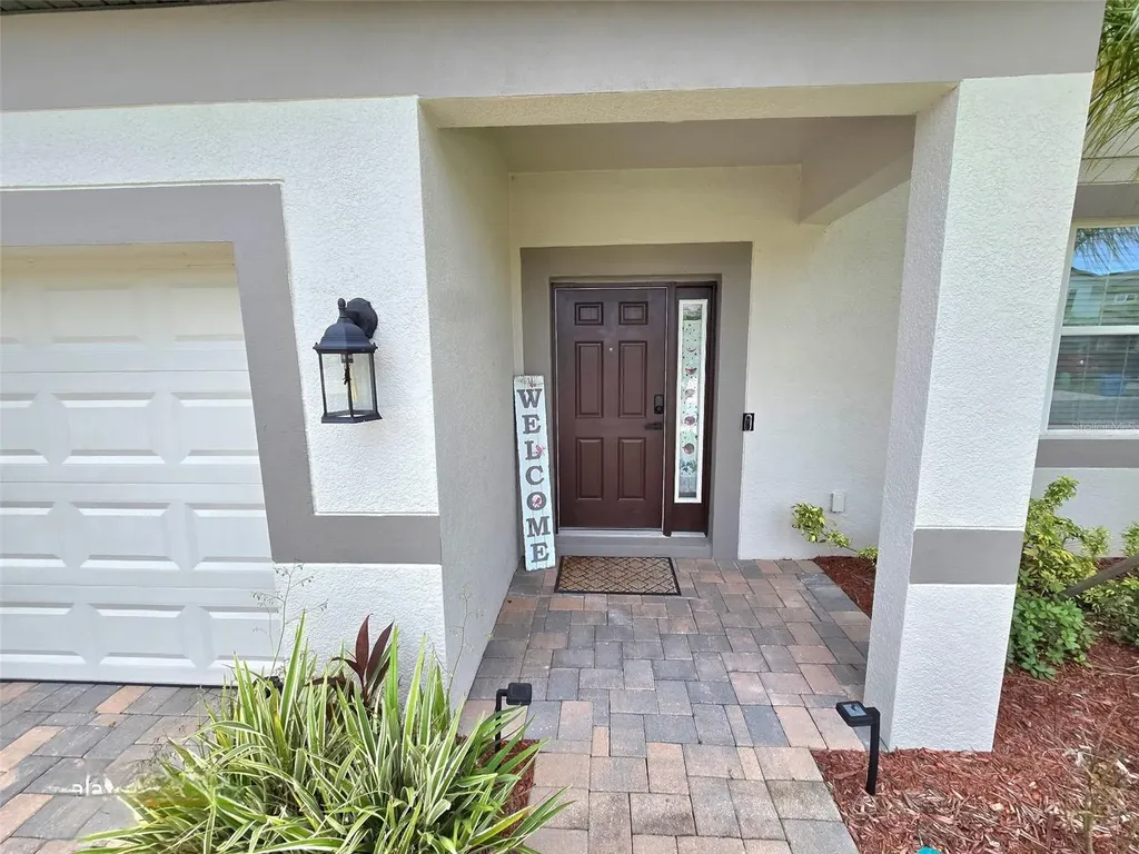 2950 Adams Cross Drive Zephyrhills FL 33540