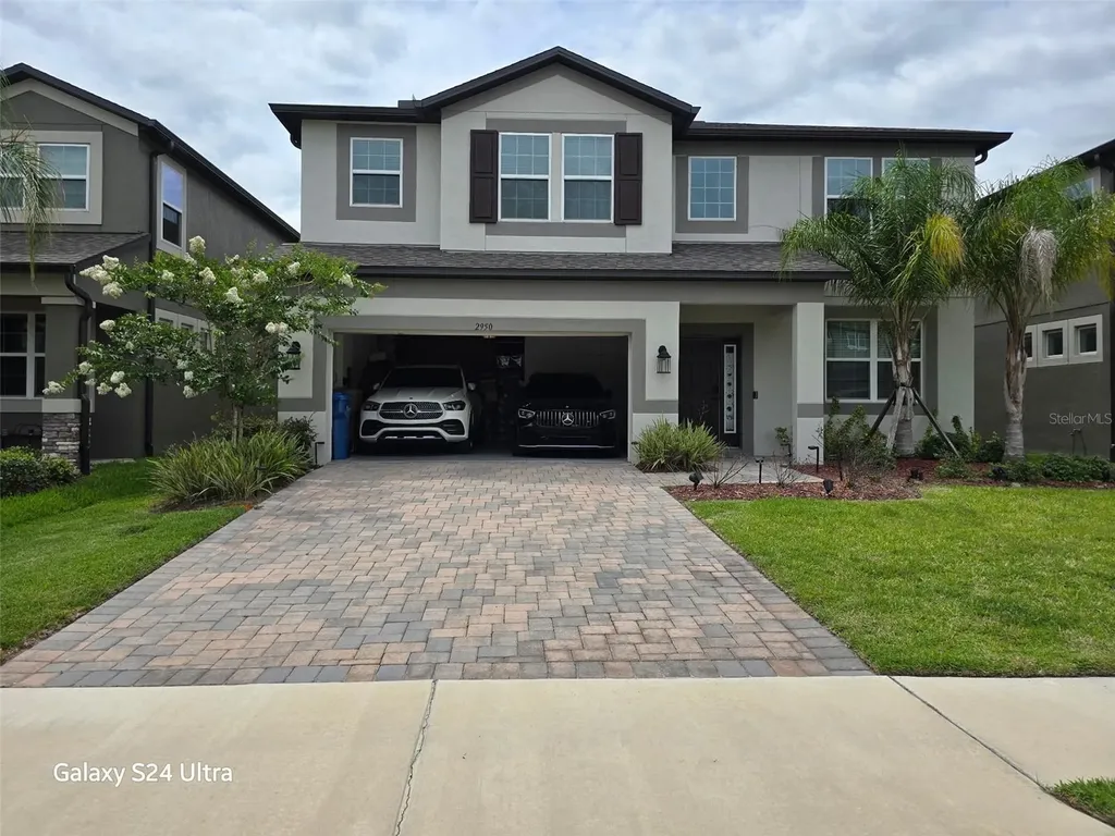 2950 Adams Cross Drive Zephyrhills FL 33540