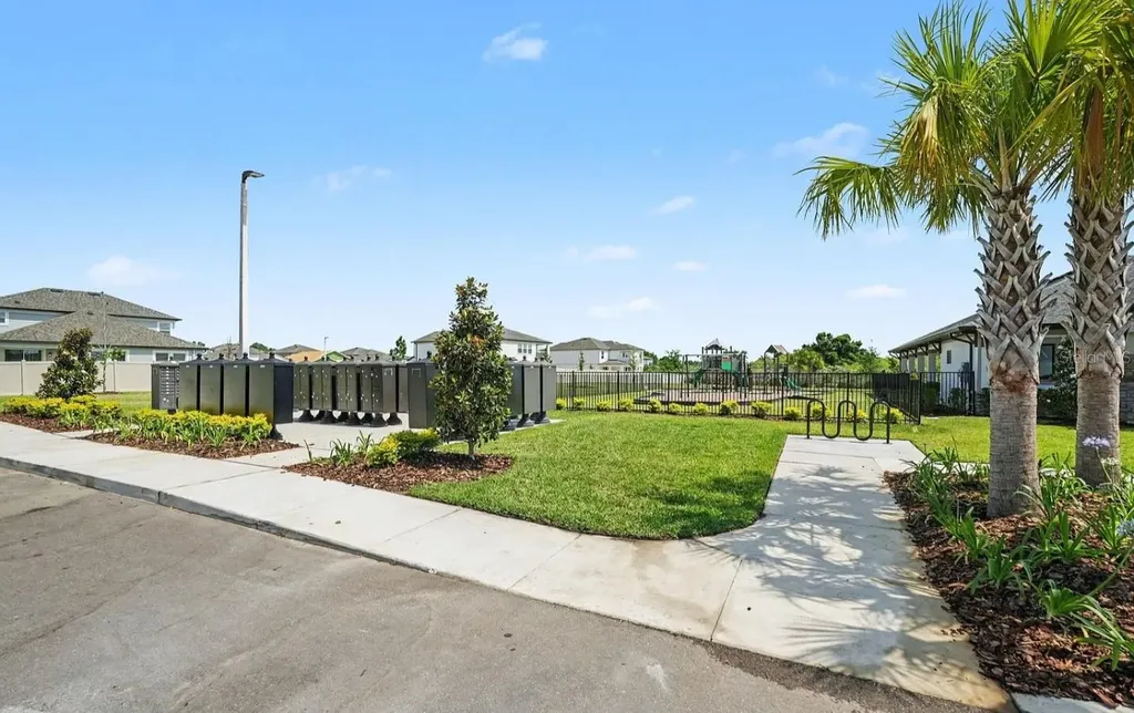 2950 Adams Cross Drive Zephyrhills FL 33540