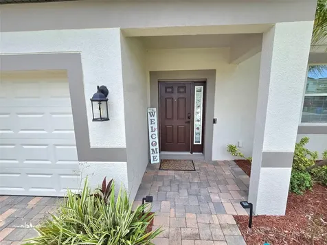 2950 Adams Cross Drive Zephyrhills FL 33540