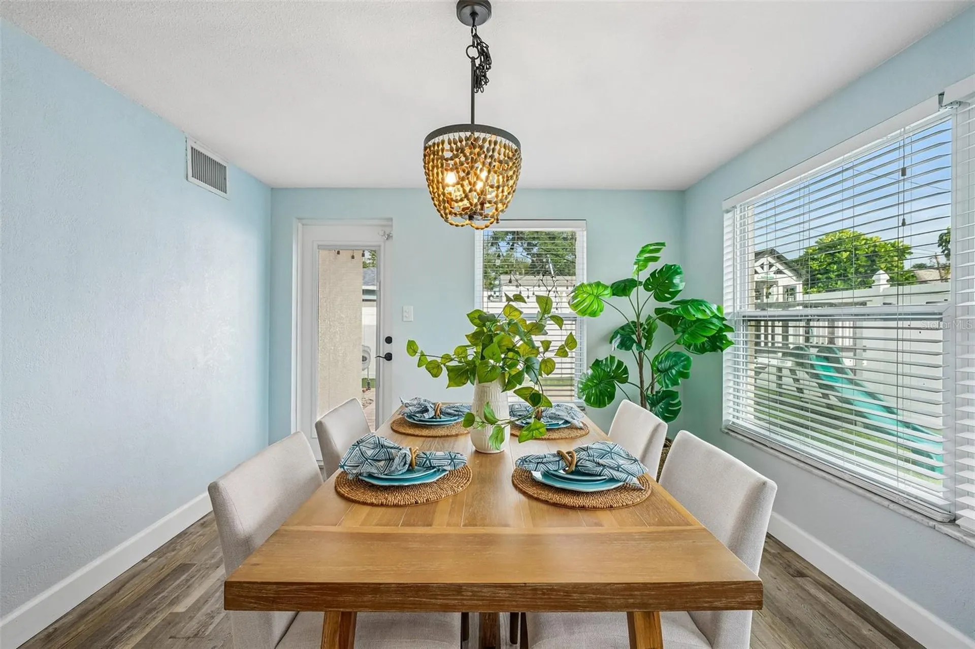 9725 48th Place N St Petersburg FL 33708