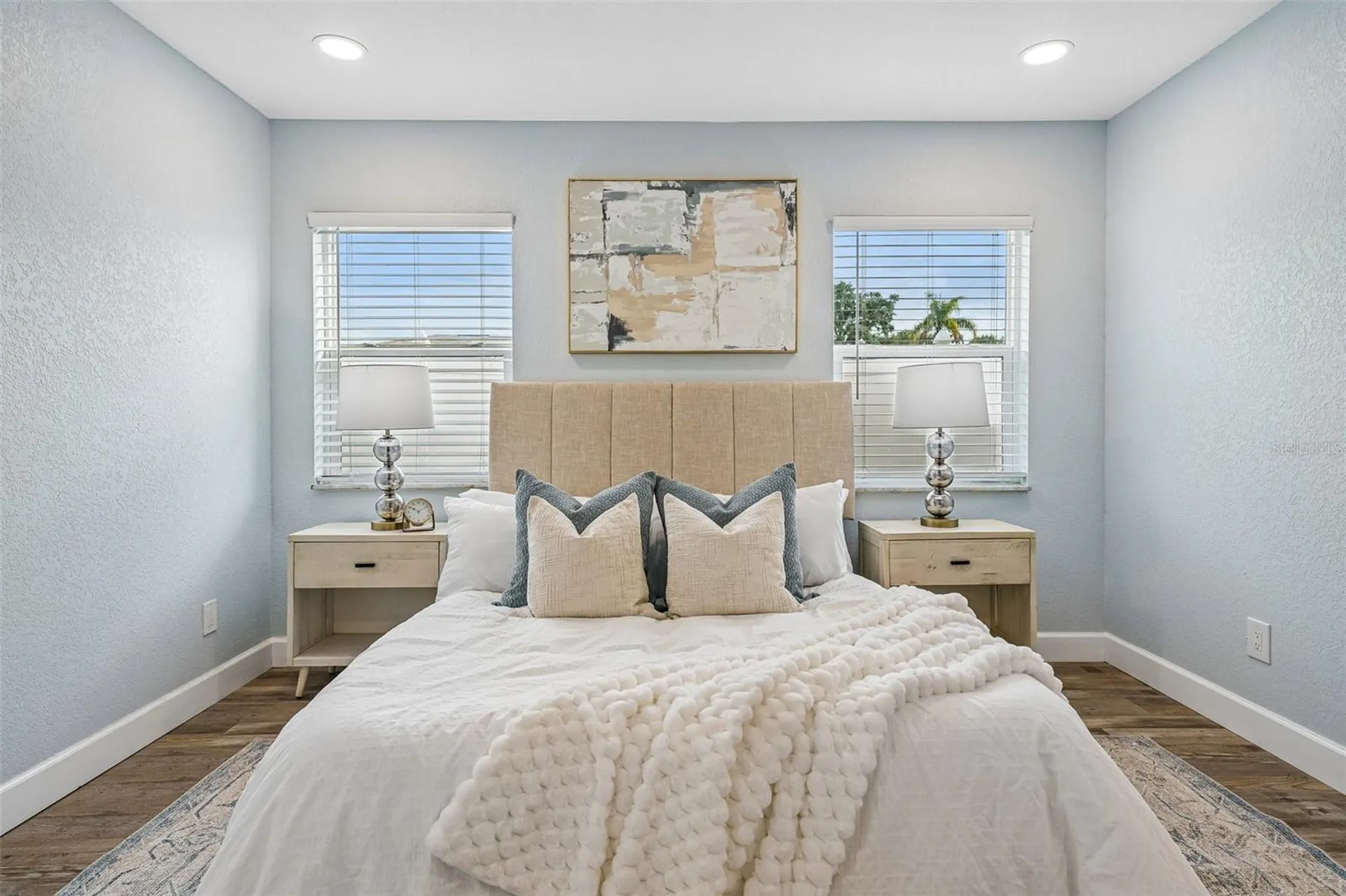 9725 48th Place N St Petersburg FL 33708