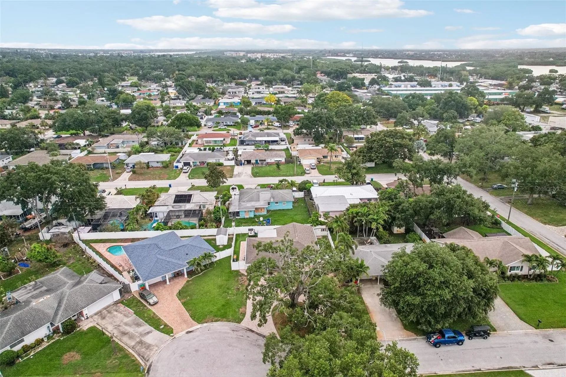 9725 48th Place N St Petersburg FL 33708