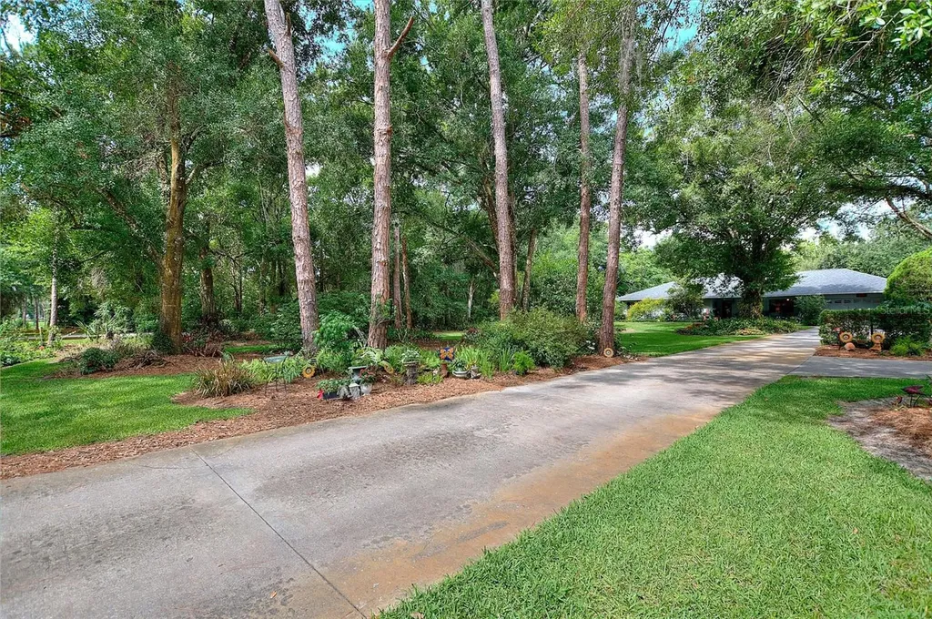 7 Lake Arrowhead Drive Winter Haven FL 33880