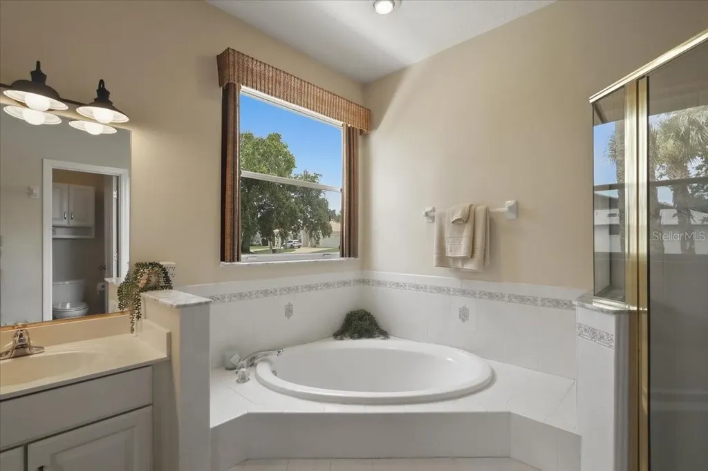 25 Cottonwood Court Palm Coast FL 32137