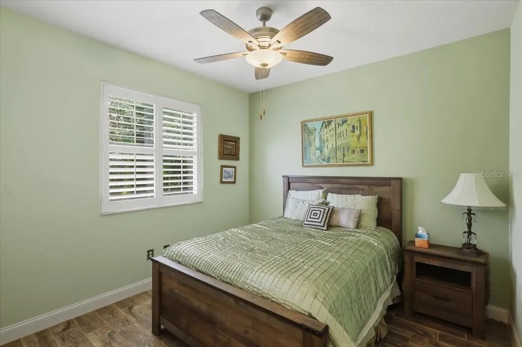 25 Cottonwood Court Palm Coast FL 32137