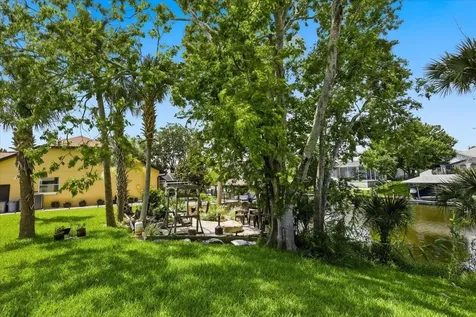 25 Cottonwood Court Palm Coast FL 32137