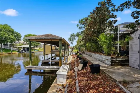 25 Cottonwood Court Palm Coast FL 32137