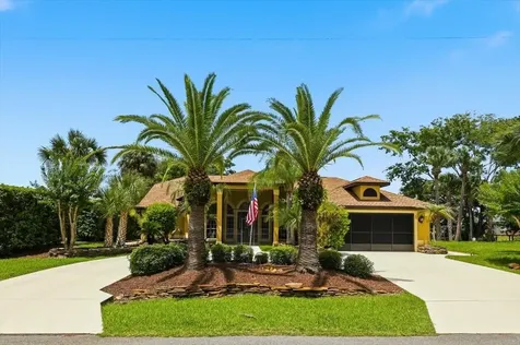 25 Cottonwood Court Palm Coast FL 32137