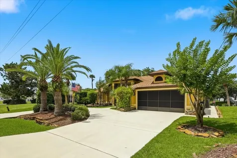 25 Cottonwood Court Palm Coast FL 32137