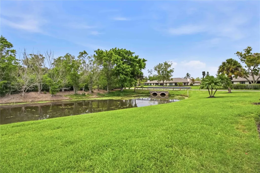 3689 Gleneagle Drive Sarasota FL 34238