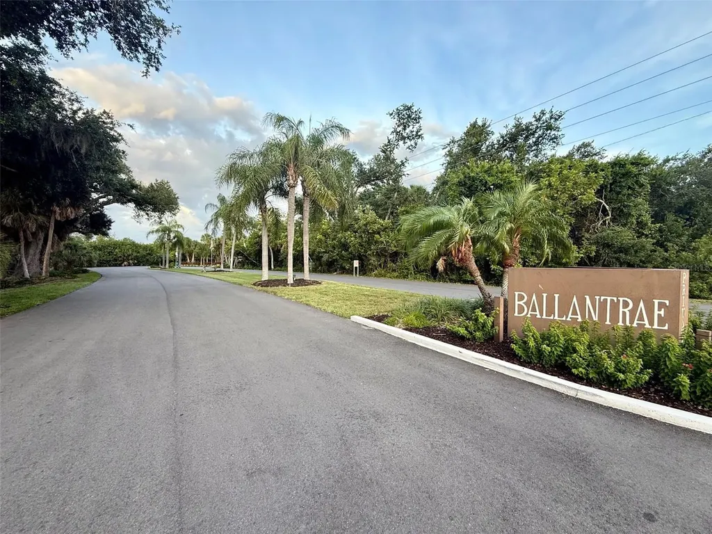 3689 Gleneagle Drive Sarasota FL 34238