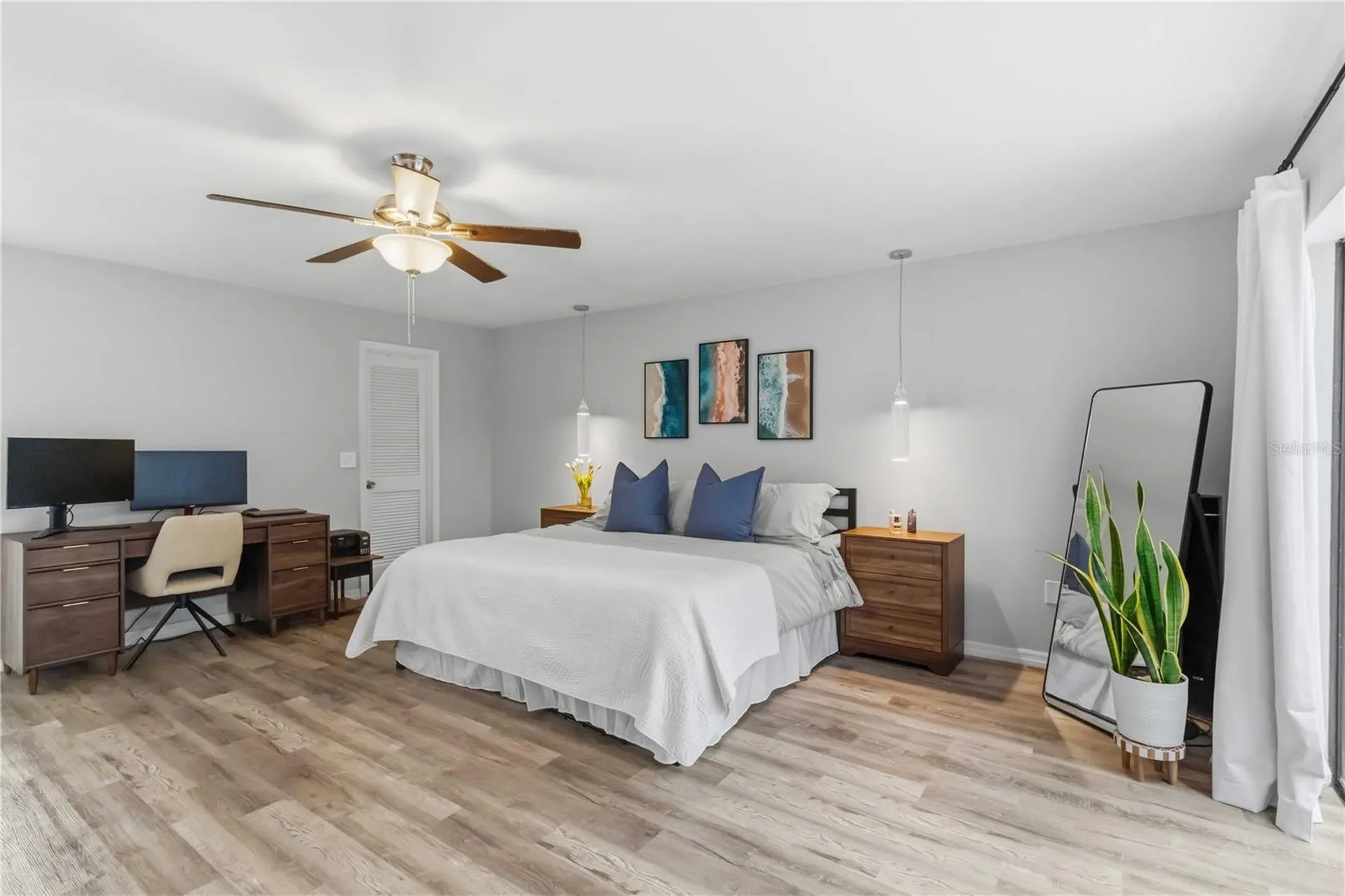 3689 Gleneagle Drive Sarasota FL 34238