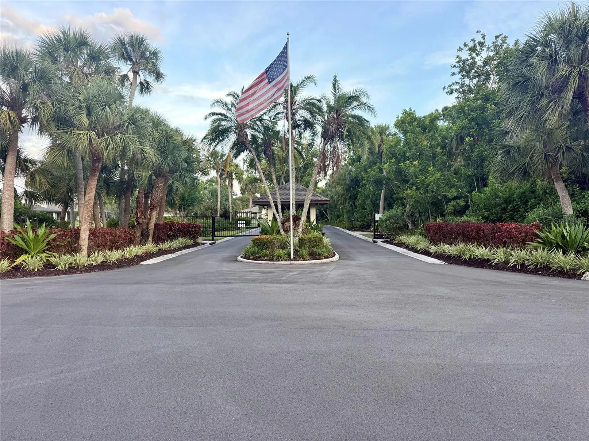 3689 Gleneagle Drive Sarasota FL 34238