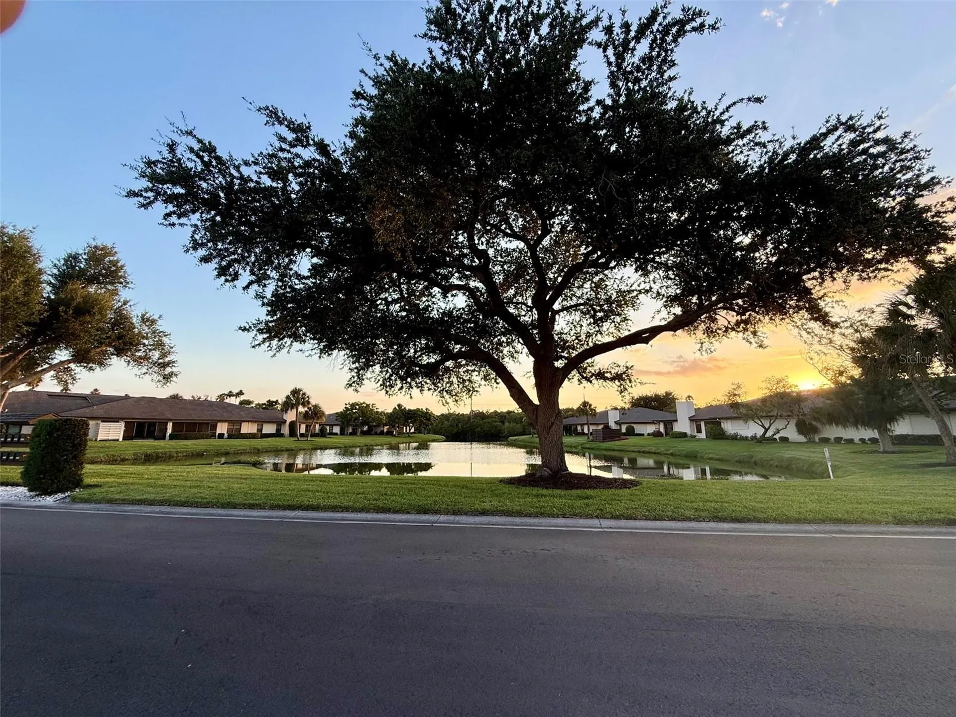 3689 Gleneagle Drive Sarasota FL 34238
