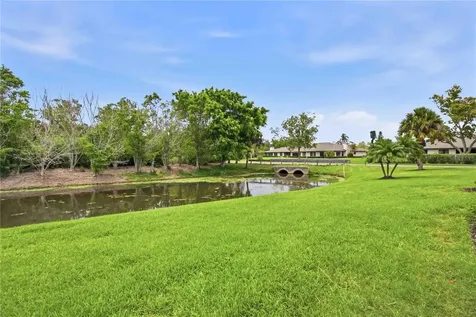 3689 Gleneagle Drive Sarasota FL 34238