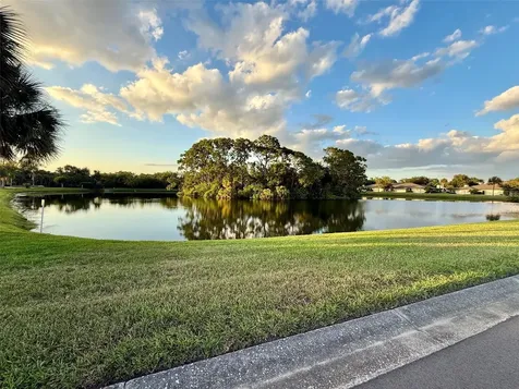 3689 Gleneagle Drive Sarasota FL 34238