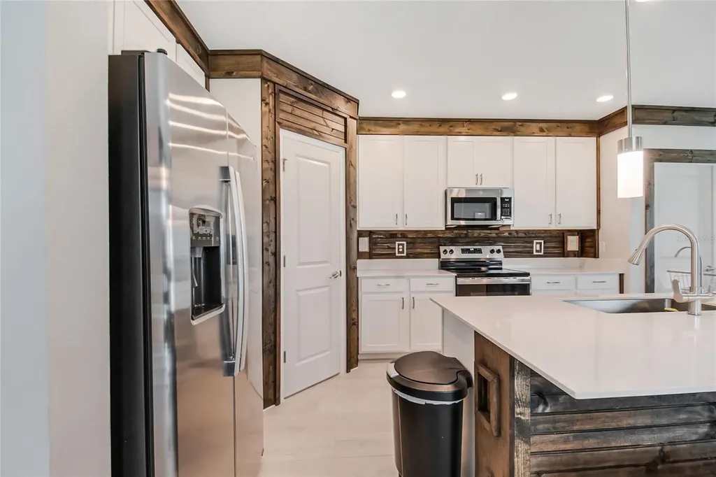 2158 Aquifer Lane Davenport FL 33837