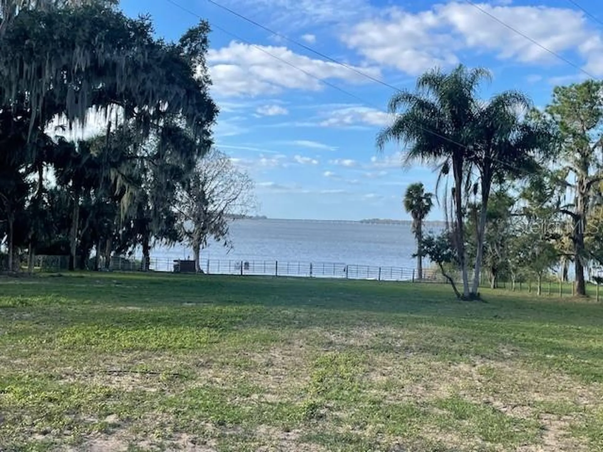 25800 Washington Street Astatula FL 34705