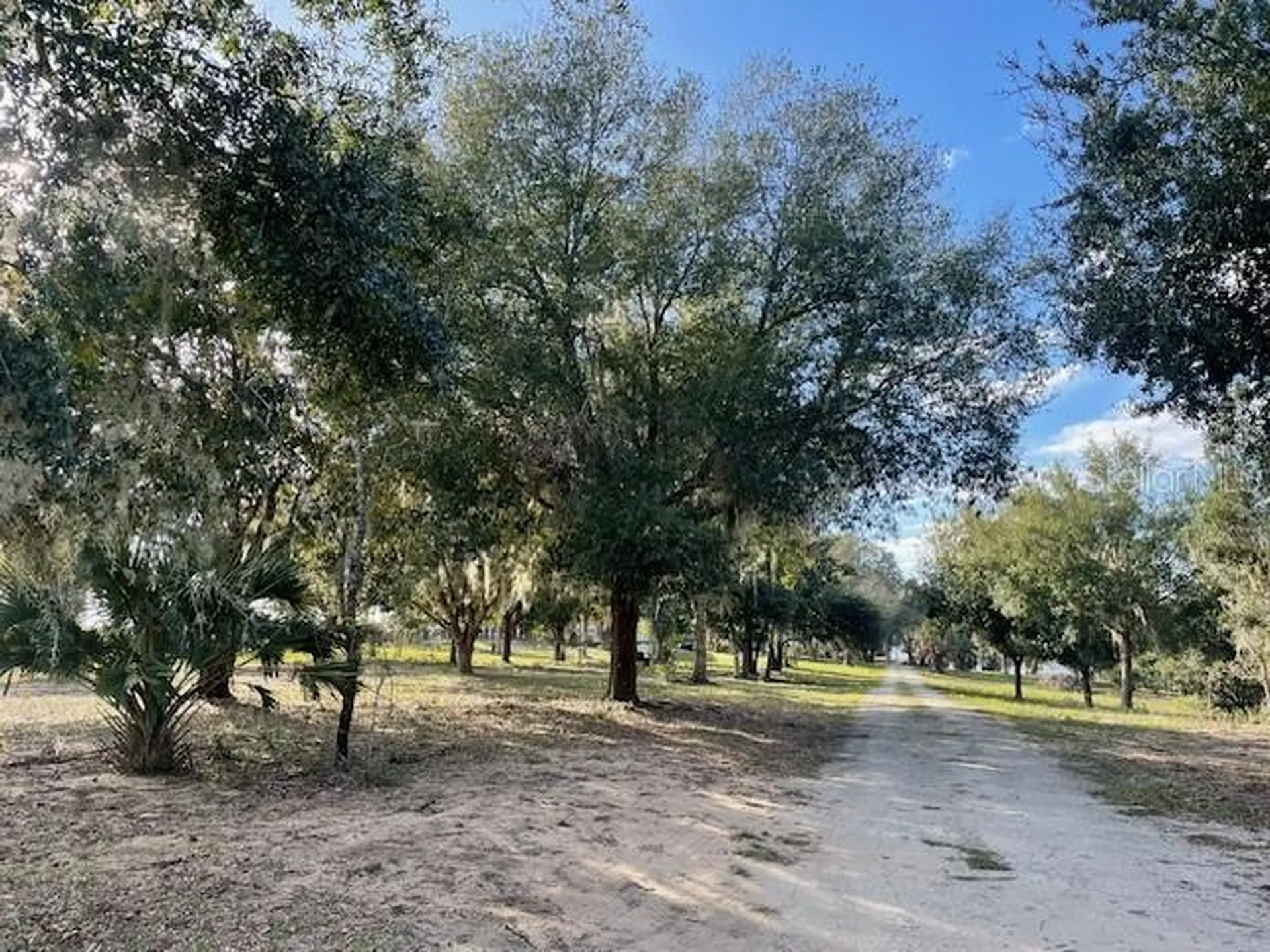 25800 Washington Street Astatula FL 34705