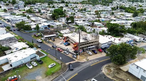 1 Hnas Davila, Betances Esq A D Bayamon PR 00959