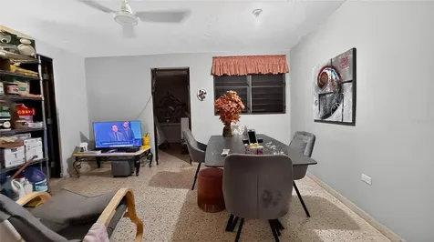 1 Hnas Davila, Betances Esq A D Bayamon PR 00959