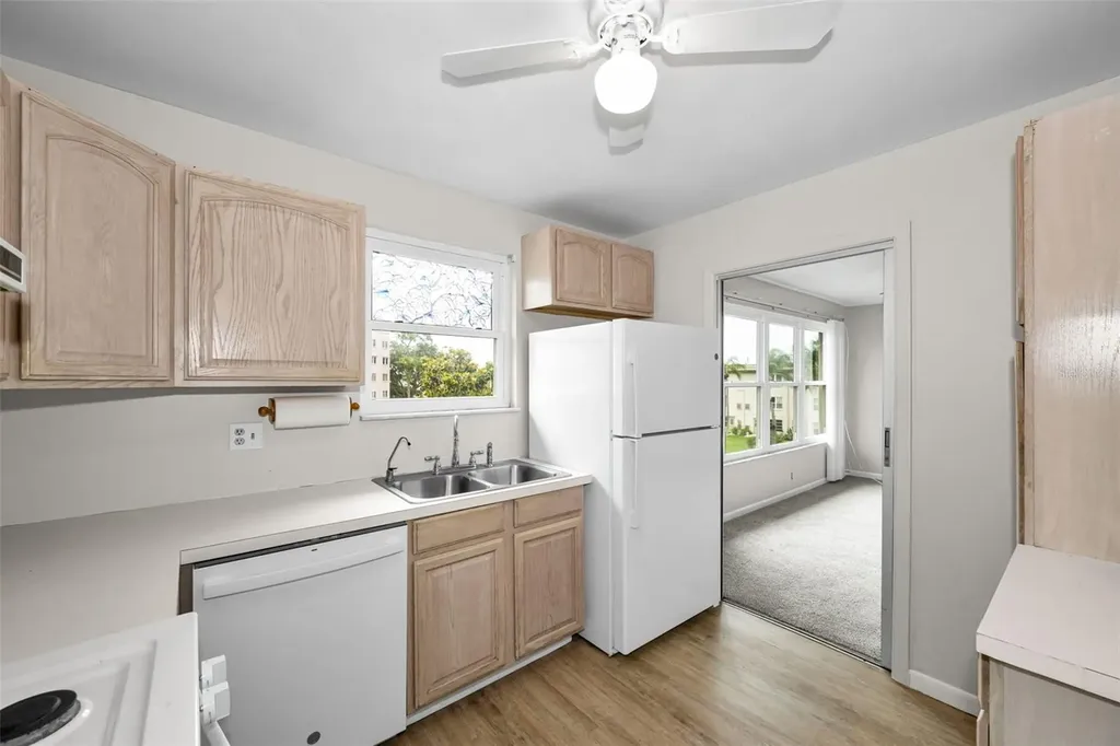 5530 80th Street N St Petersburg FL 33709
