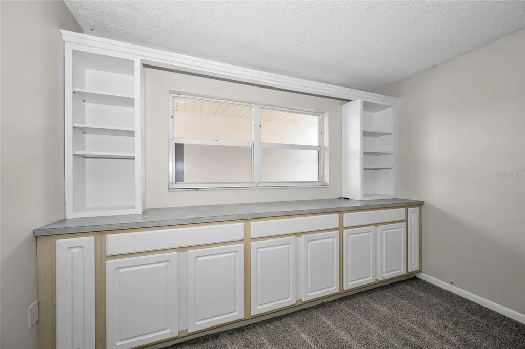 5530 80th Street N St Petersburg FL 33709