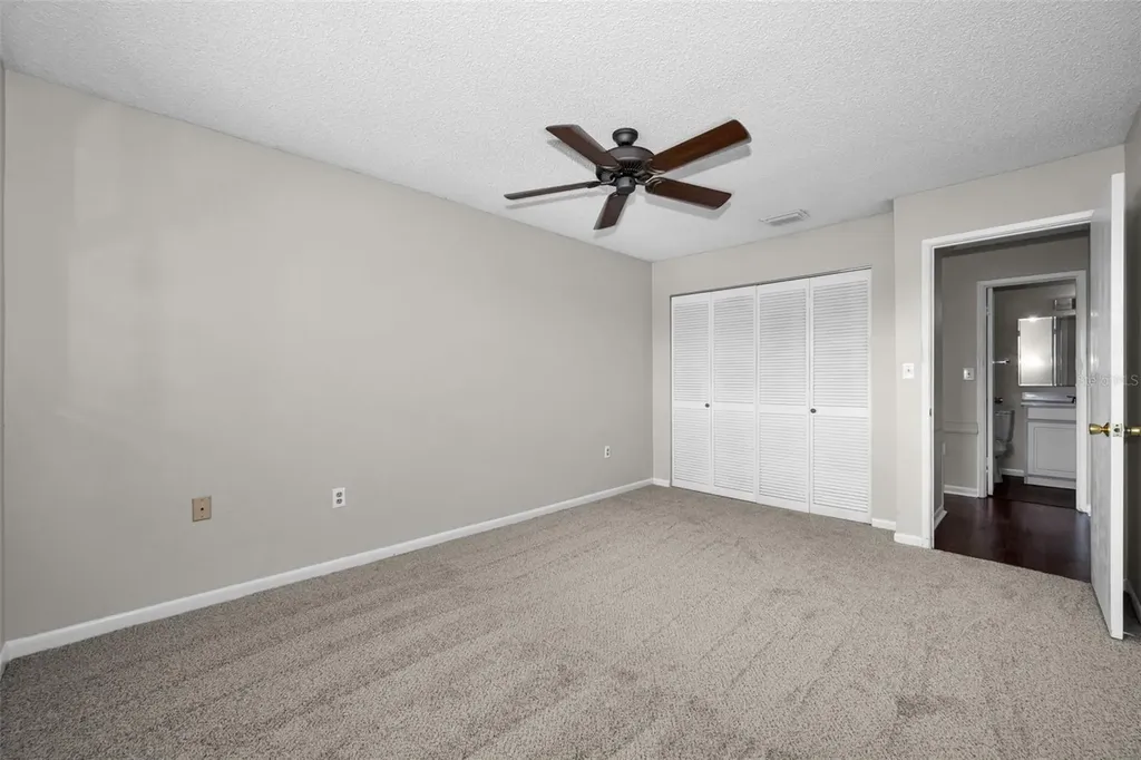 5530 80th Street N St Petersburg FL 33709