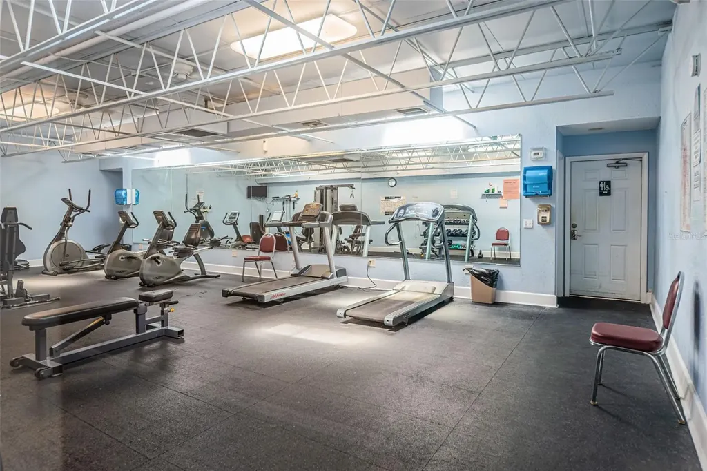 5530 80th Street N St Petersburg FL 33709