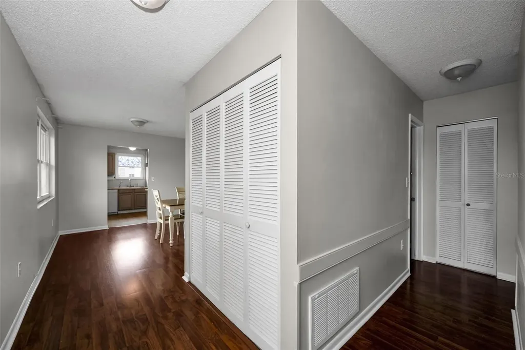 5530 80th Street N St Petersburg FL 33709