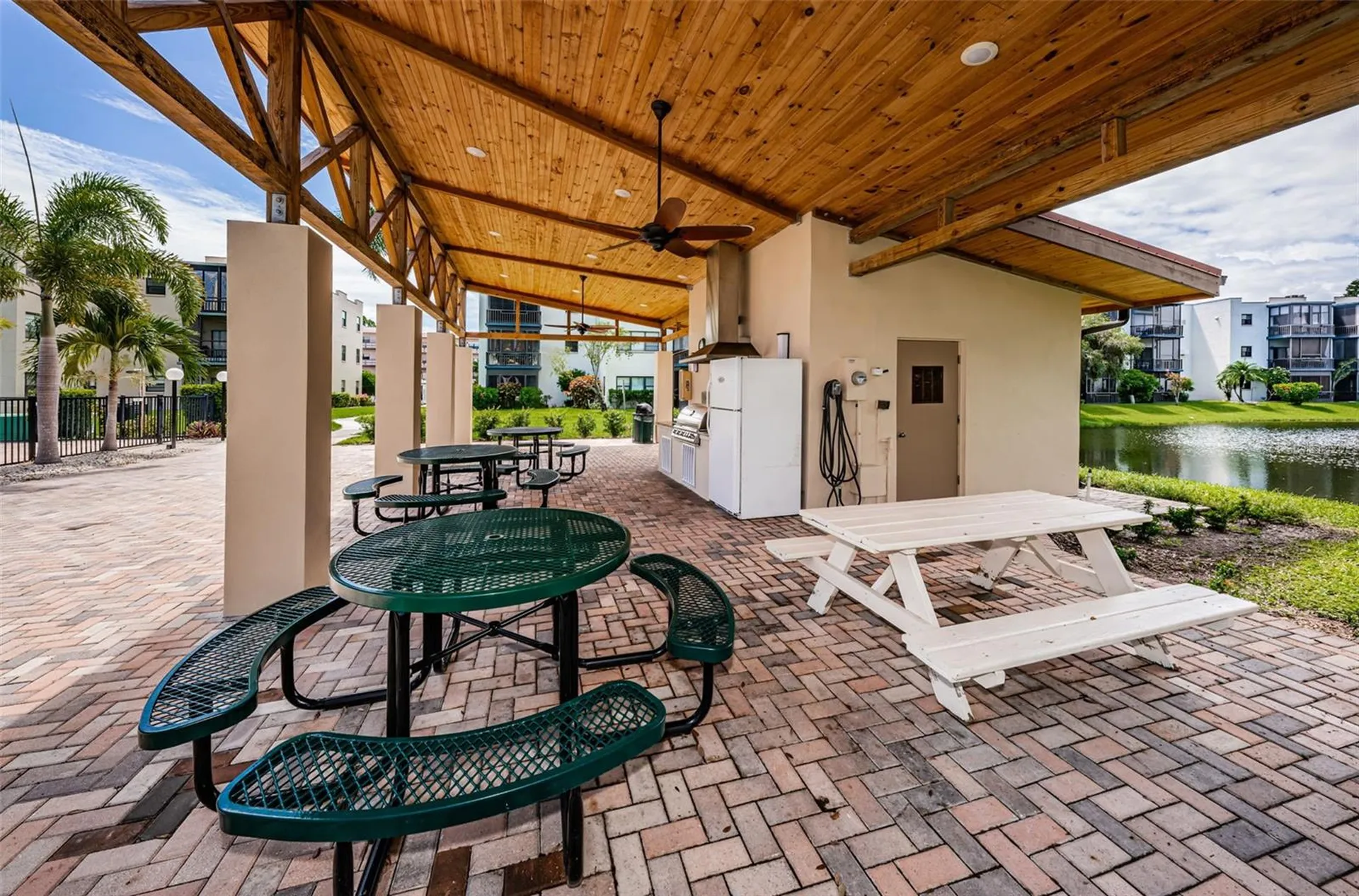 5530 80th Street N St Petersburg FL 33709