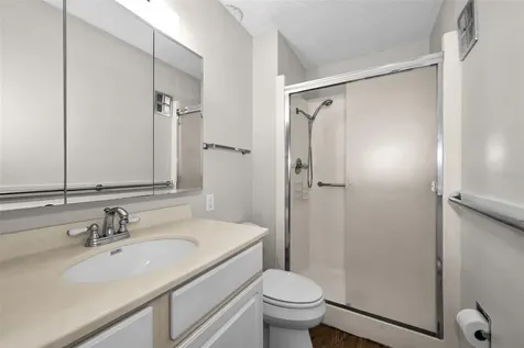 5530 80th Street N St Petersburg FL 33709