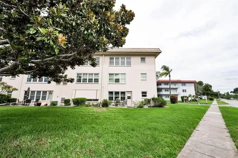 5530 80th Street N St Petersburg FL 33709