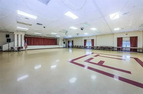 5530 80th Street N St Petersburg FL 33709