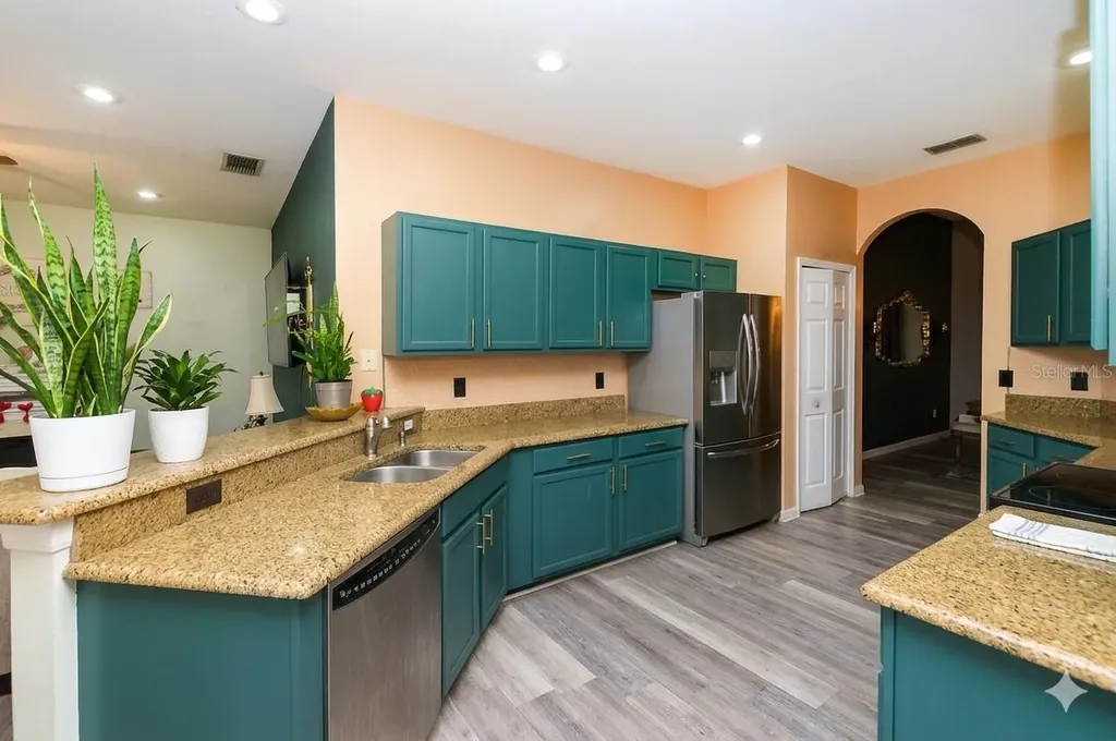 2711 Patrician Circle Kissimmee FL 34746