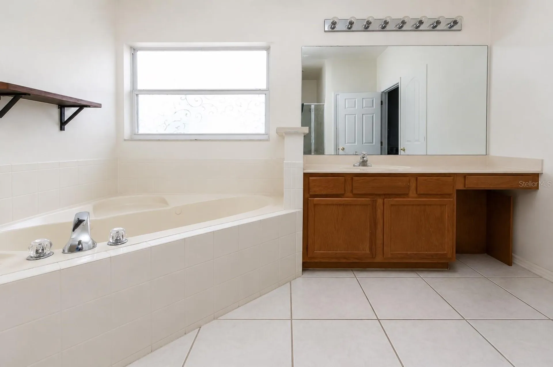 2711 Patrician Circle Kissimmee FL 34746