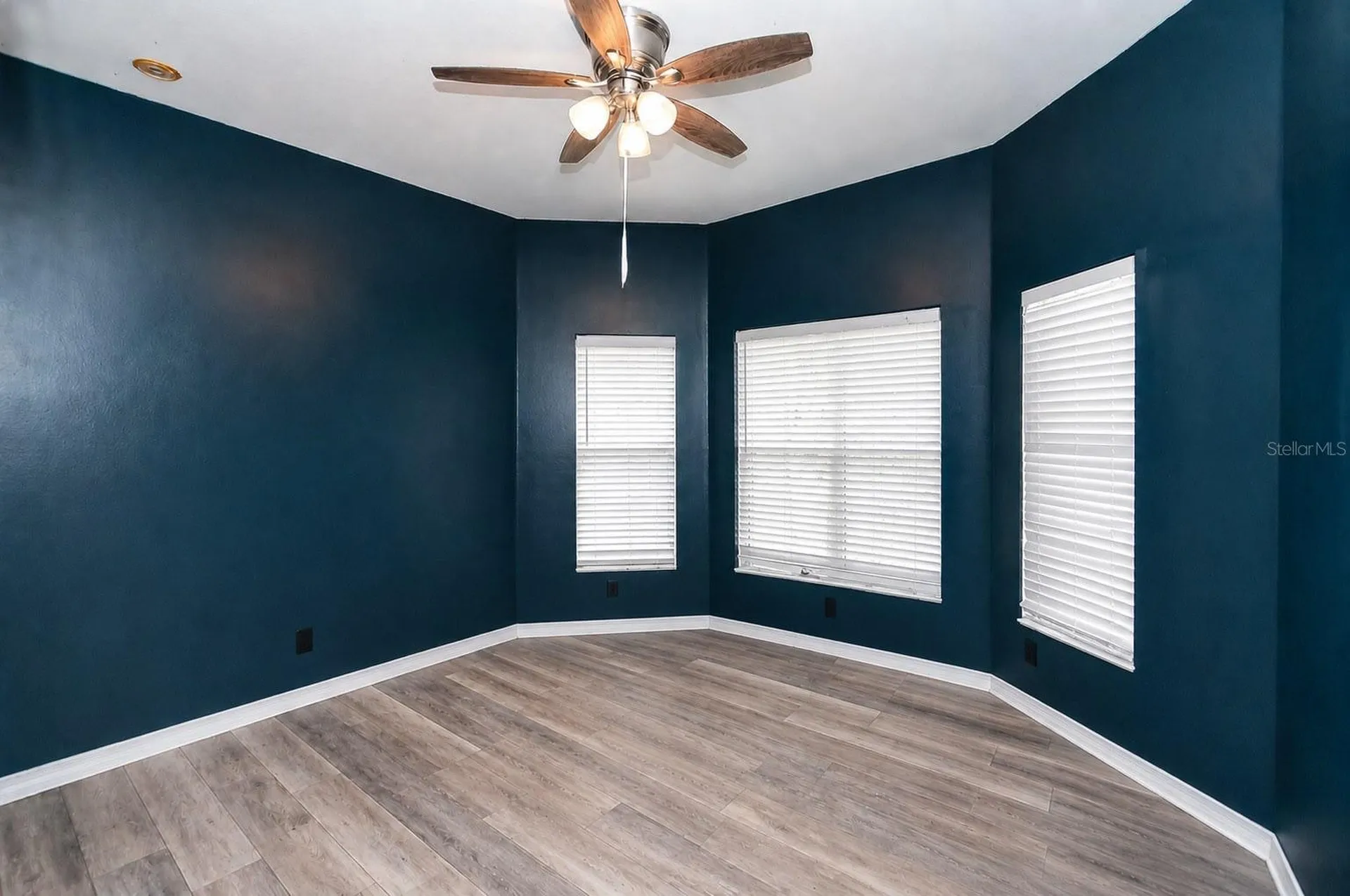 2711 Patrician Circle Kissimmee FL 34746