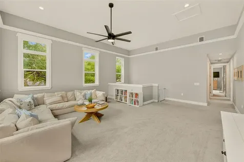 3311 W Wisconsin Avenue Tampa FL 33611