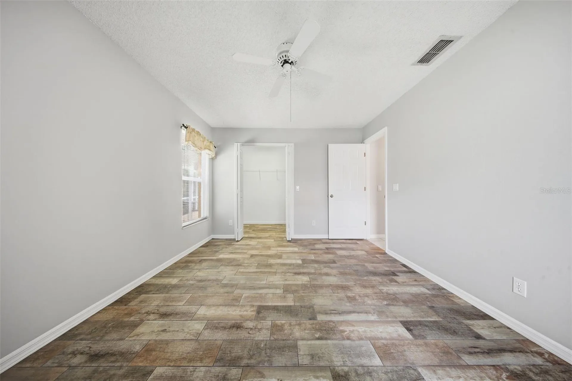 12606 Chelmsford Court Orlando FL 32837