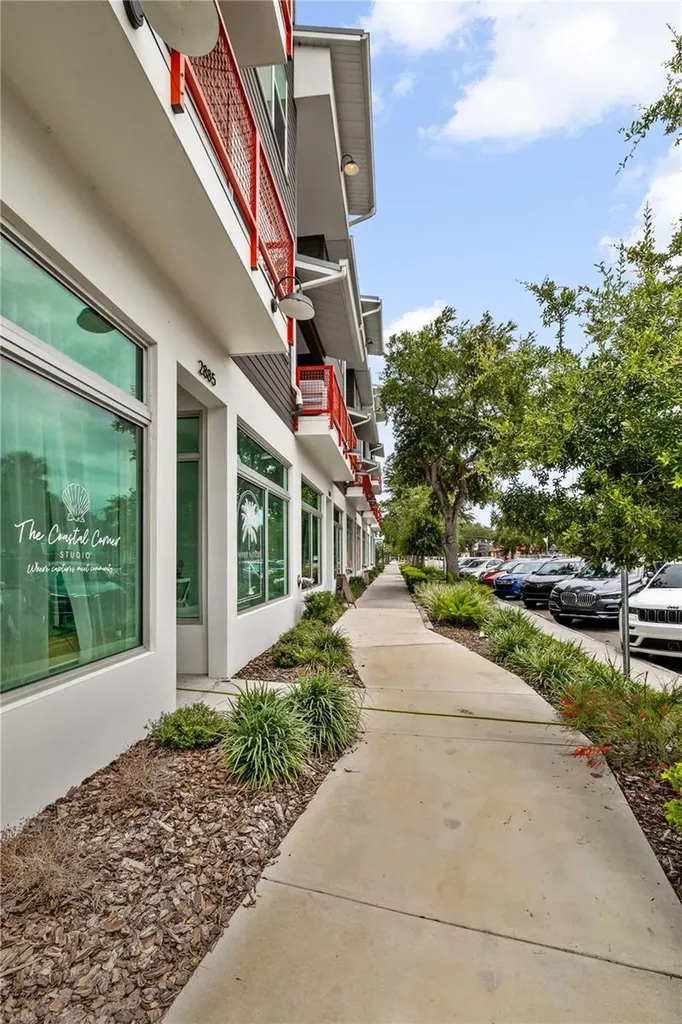 17 29th Street N St Petersburg FL 33713