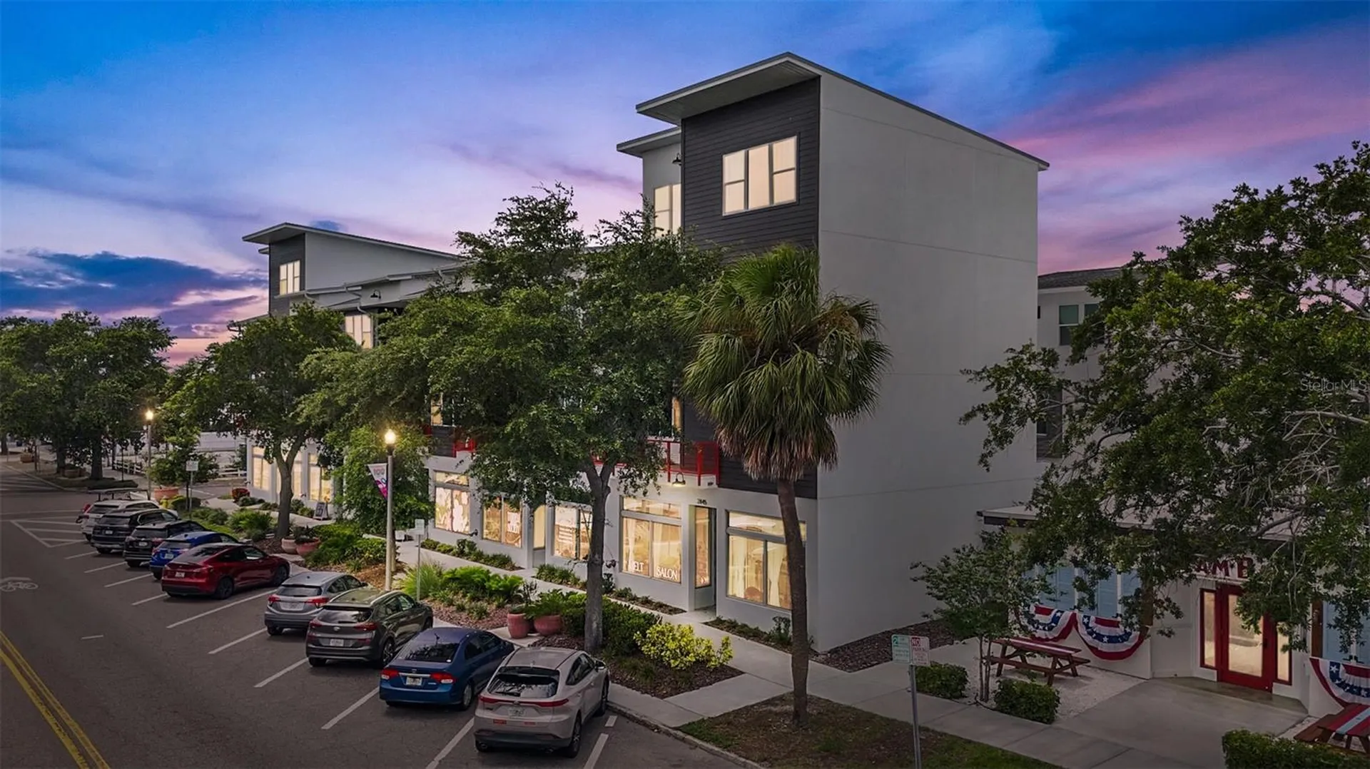 17 29th Street N St Petersburg FL 33713