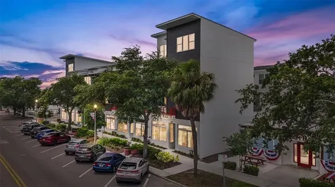 17 29th Street N St Petersburg FL 33713