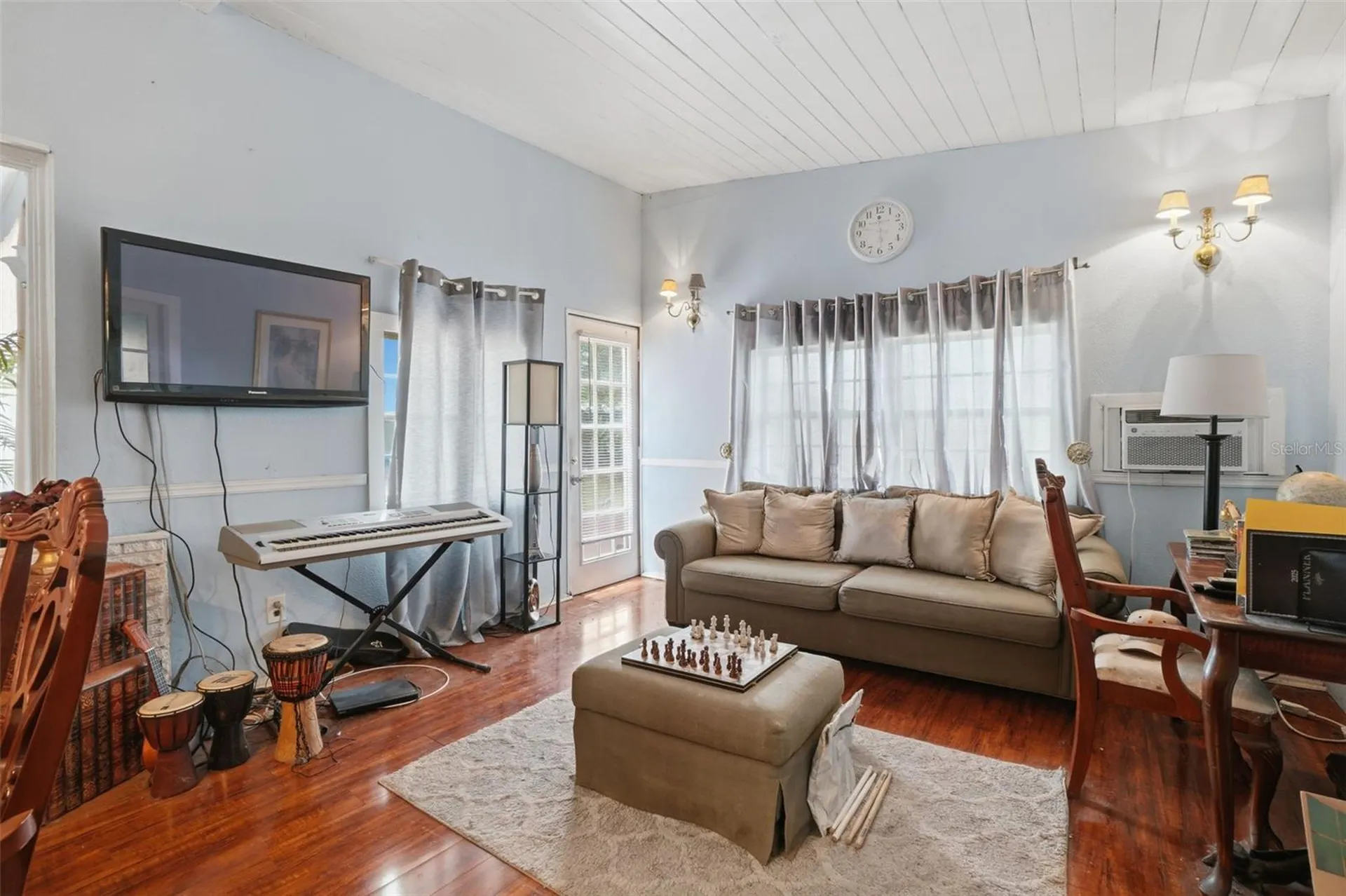 301 Verbena Drive Orlando FL 32807