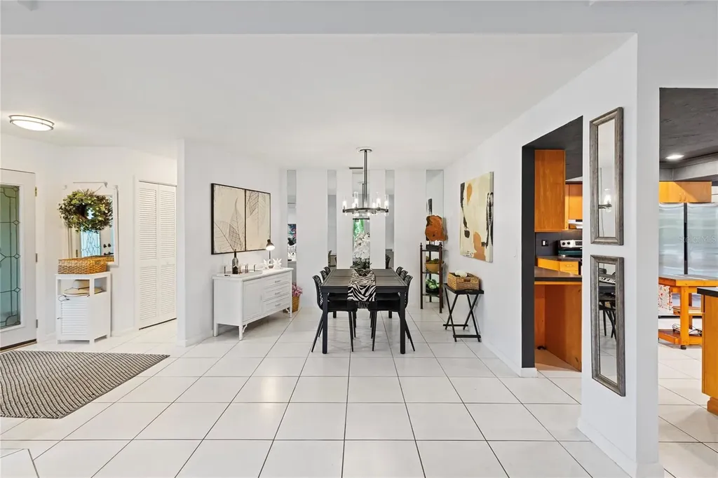 10 Arbor Lane Oldsmar FL 34677